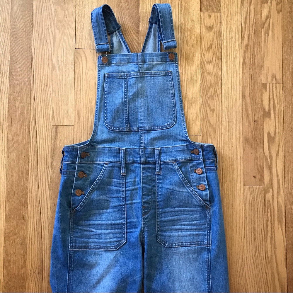 Madewell Skinny Denim Overalls size M